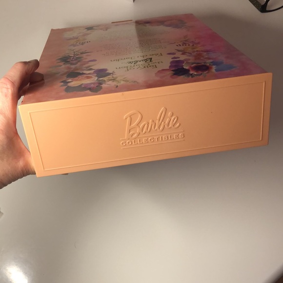 ⭐️Host Pick⭐️ - Fairy of the Garden Barbie - Picture 12 of 16